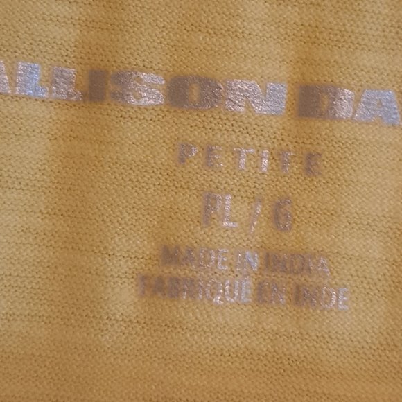 Alison Daley Yellow and white lace Blouse sz. Petite PL/ G - Picture 3 of 5